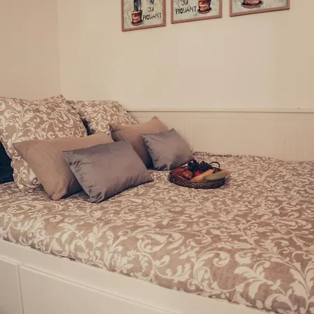 Magnifique Studio Centre Ville - Spacieux Climatisation Calme Rare Pas De Parking Prive Stationnement Gratuit Dans La Rue