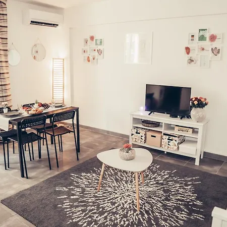 Magnifique Studio Centre Ville - Spacieux Climatisation Calme Rare Pas De Parking Prive Stationnement Gratuit Dans La Rue Toulon